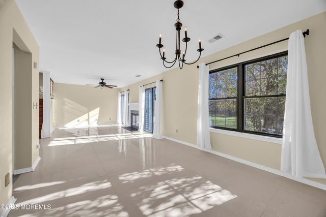 45 Rawson Circle 1402, Ocean Twp, NJ 07712