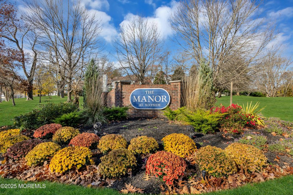 45 Rawson Circle 1402, Ocean Twp, NJ 07712