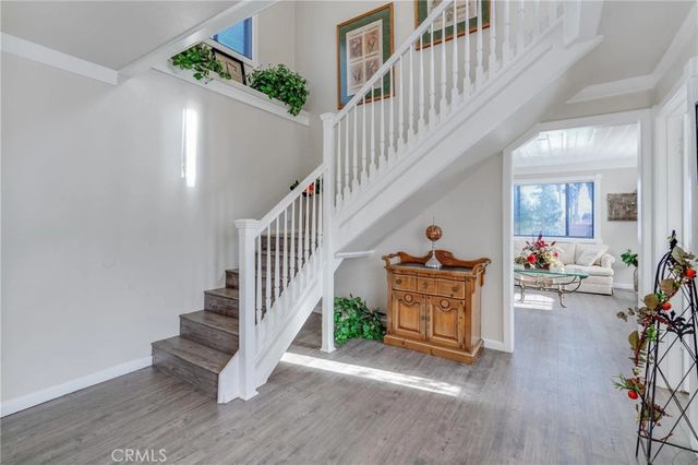 329 Nicole Drive, Vista, CA 92084