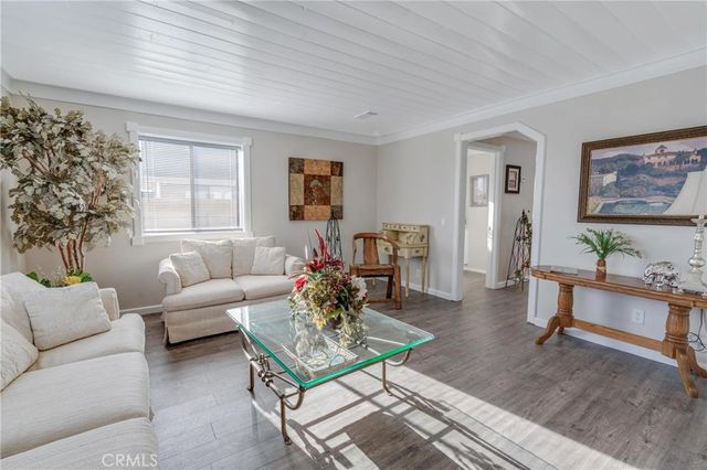 329 Nicole Drive, Vista, CA 92084