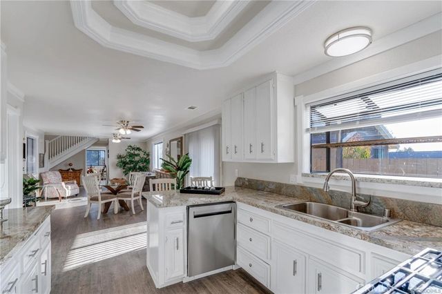 329 Nicole Drive, Vista, CA 92084