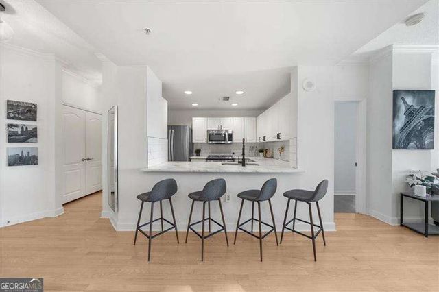 3475 Oak Valley Road NE 410, Atlanta, GA 30326