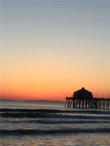 7801 Seabreeze Drive, Huntington Beach, CA 92648