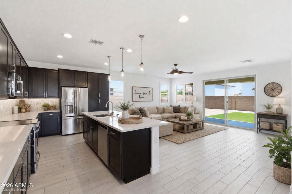 25601 N 140TH Lane, Surprise, AZ 85387 — photo 4