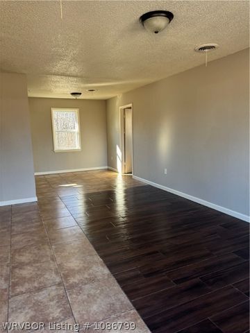 1015 Sunnyside Road, Alma, AR 72921