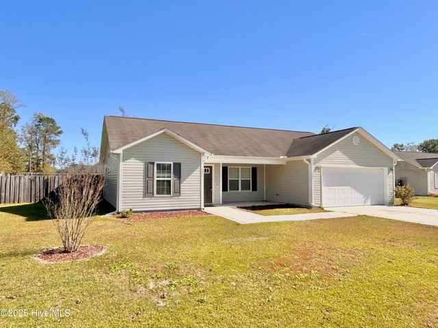 601 Denim Drive, Richlands, NC 28574