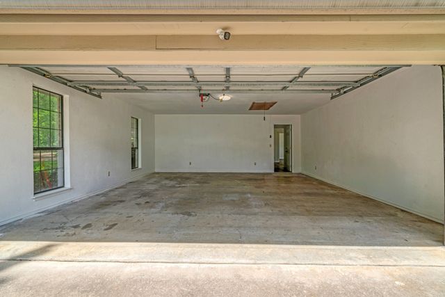 212 Wooded Hills Drive, Powderly, TX 75473