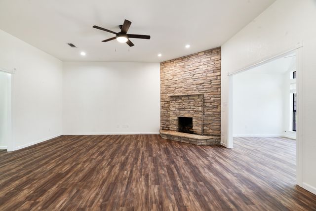 212 Wooded Hills Drive, Powderly, TX 75473