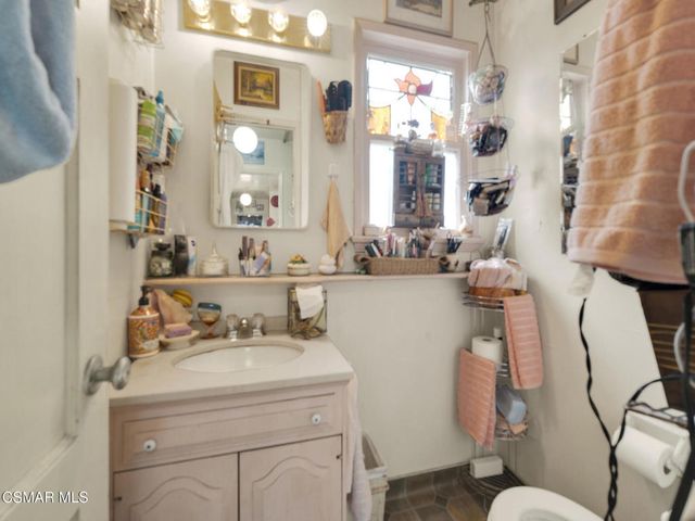 13422 Oxnard Street, Valley Glen, CA 91401