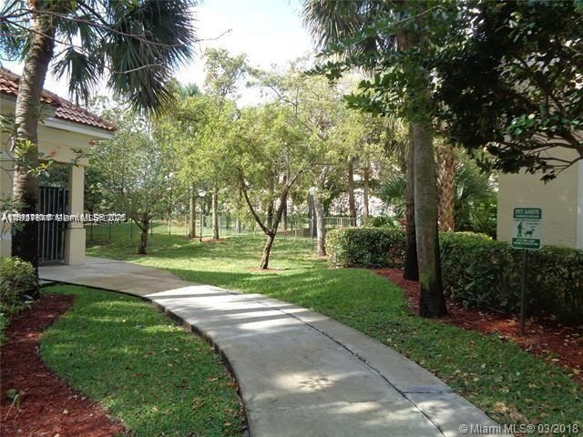 650 S Park Rd 21-5, Hollywood, FL 33021