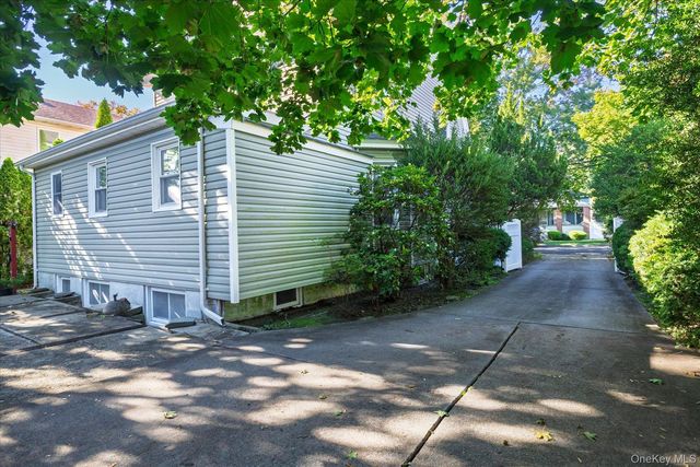 2887 Stevens Street, Oceanside, NY 11572