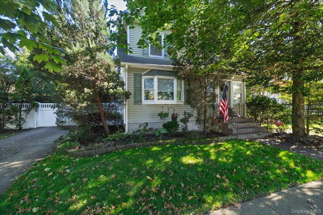 2887 Stevens Street, Oceanside, NY 11572