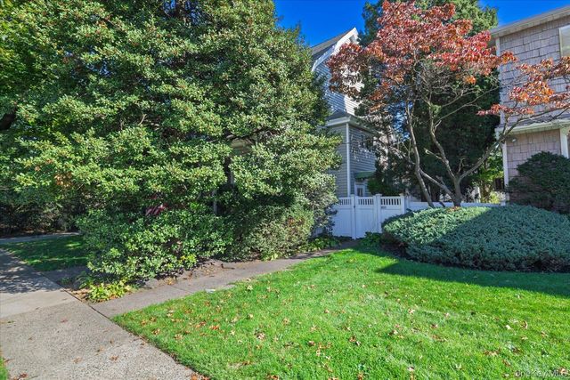 2887 Stevens Street, Oceanside, NY 11572