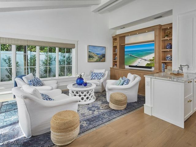 742 11th AVE S, Naples, FL 34102