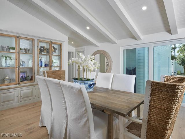 742 11th AVE S, Naples, FL 34102