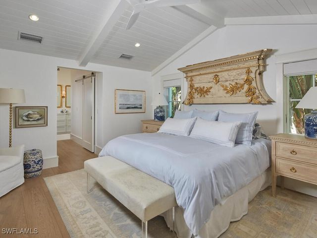 742 11th AVE S, Naples, FL 34102