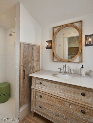 742 11th AVE S, Naples, FL 34102