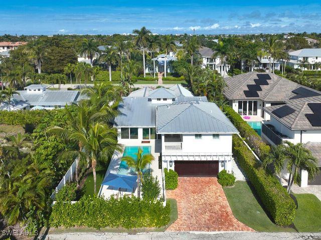 742 11th AVE S, Naples, FL 34102