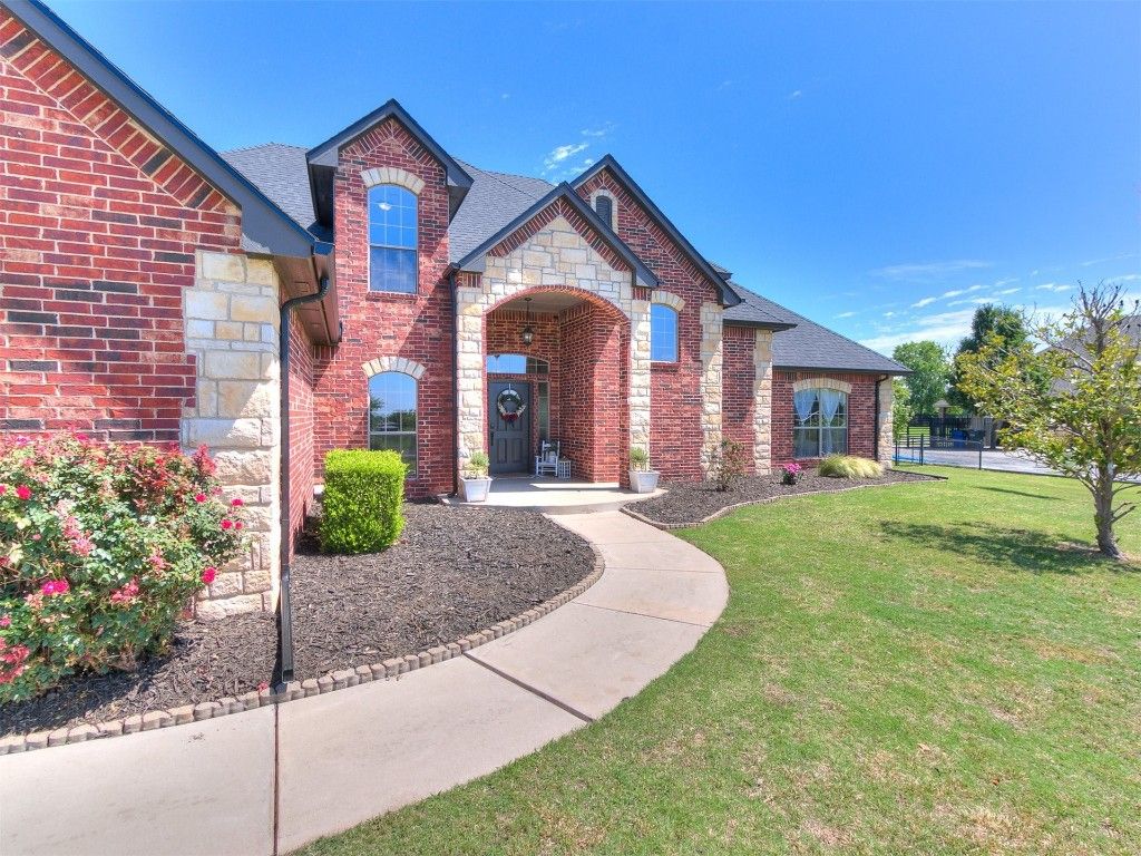 13050 Big Sky Drive, Edmond, OK 73025