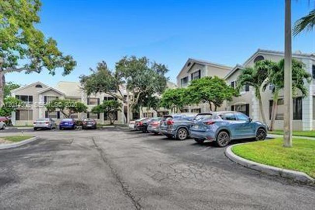 2871 N Oakland Forest Dr 210, Oakland Park, FL 33309