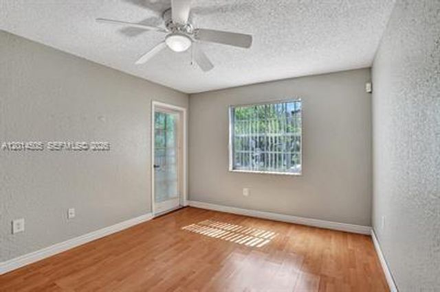2871 N Oakland Forest Dr 210, Oakland Park, FL 33309