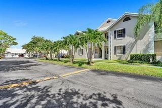 2871 N Oakland Forest Dr 210, Oakland Park, FL 33309