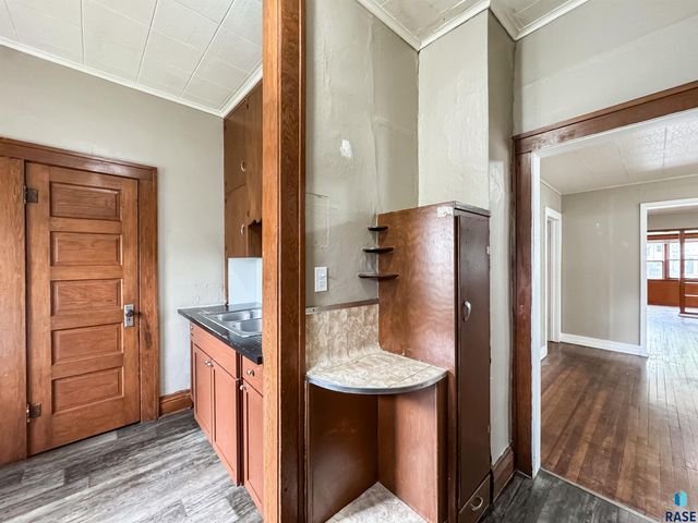 821 W 15th St Street, Sioux Falls, SD 57104