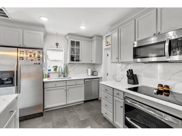 3435 N Franklin St, Denver, CO 80205