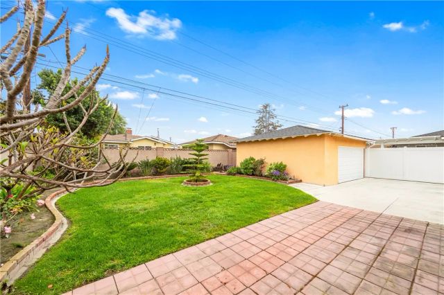 10603 Elgers, Bellflower, CA 90706