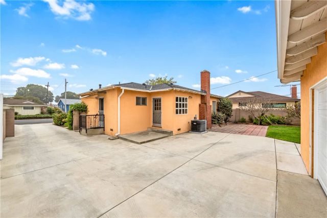 10603 Elgers, Bellflower, CA 90706
