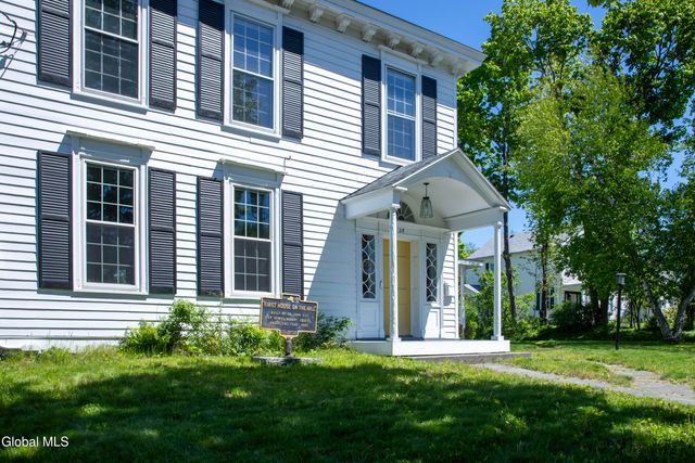 28 Ely Street, Coxsackie, NY 12051