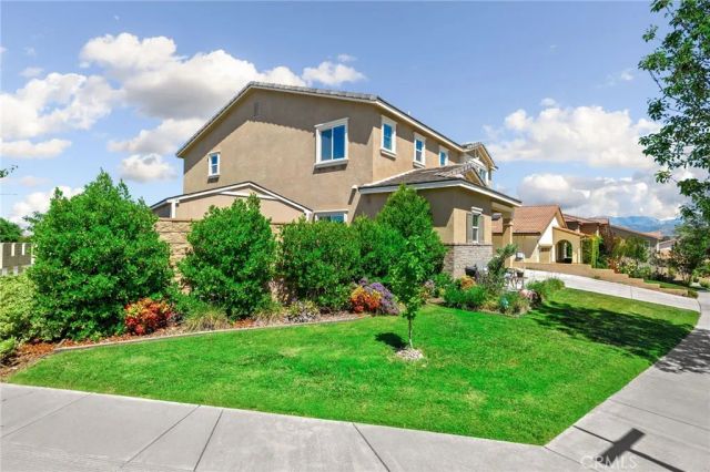 1340 Pinehurst, Calimesa, CA 92320