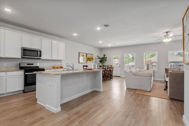 5803 Jade Crest Court, Montgomery, TX 77316