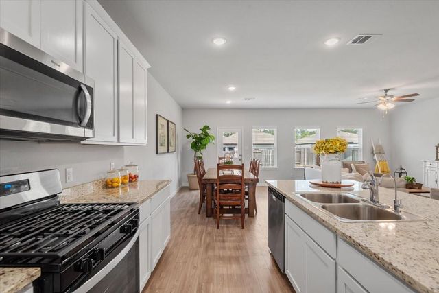 5803 Jade Crest Court, Montgomery, TX 77316