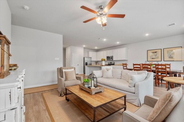 5803 Jade Crest Court, Montgomery, TX 77316