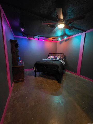 3 Big Oak, Conway, AR 72032
