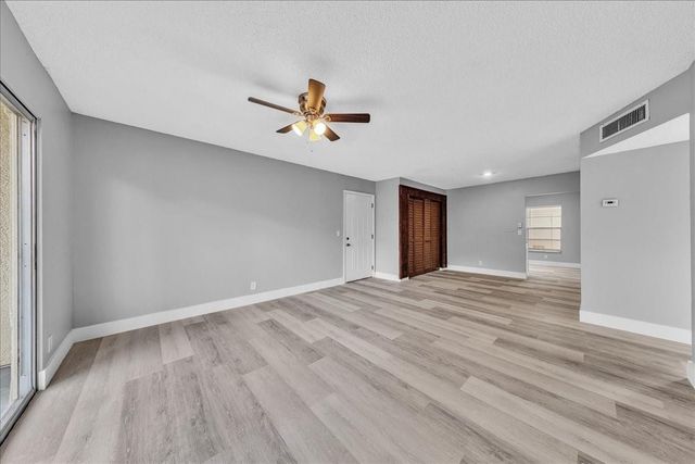 1500 N Congress Avenue C31, West Palm Beach, FL 33401