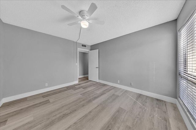1500 N Congress Avenue C31, West Palm Beach, FL 33401