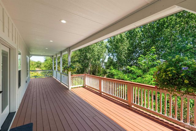 402 Loma Alta Ave, Caldwell, ID 83605