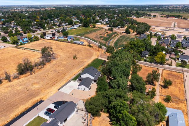 402 Loma Alta Ave, Caldwell, ID 83605