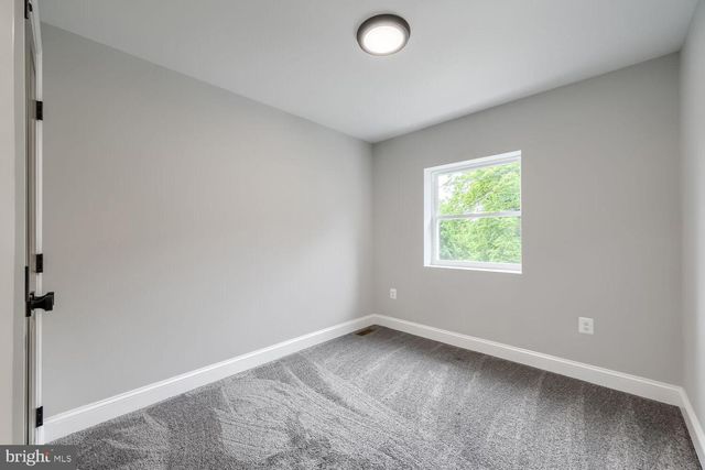302 MARTINGALE AVE, Baltimore, MD 21229