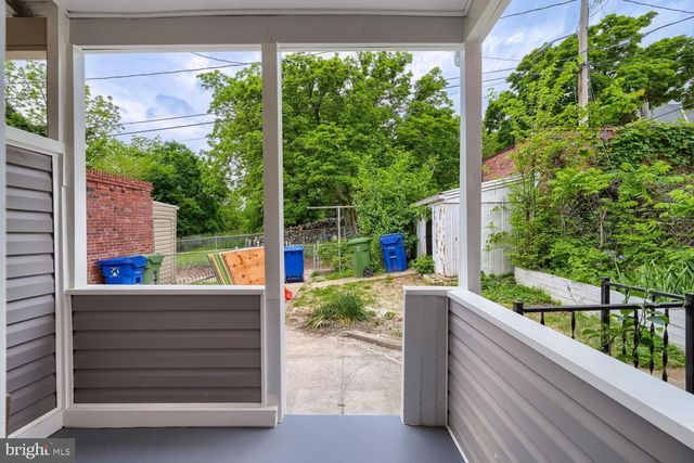 302 MARTINGALE AVE, Baltimore, MD 21229
