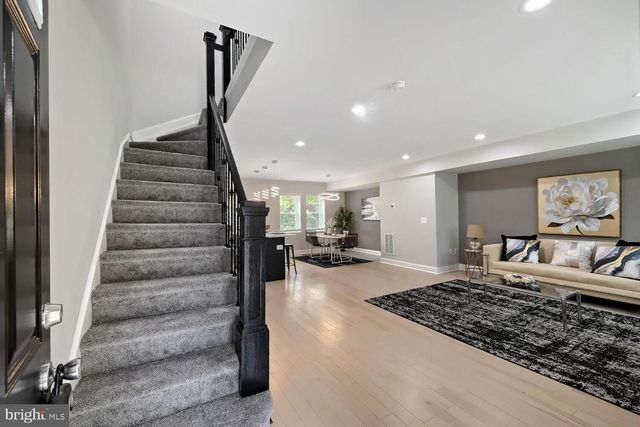 302 MARTINGALE AVE, Baltimore, MD 21229