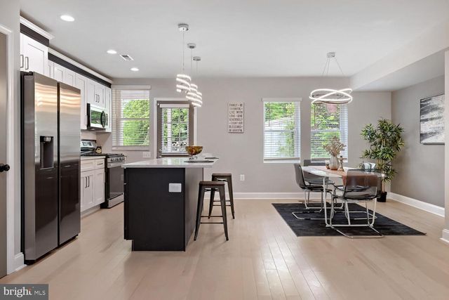 302 MARTINGALE AVE, Baltimore, MD 21229