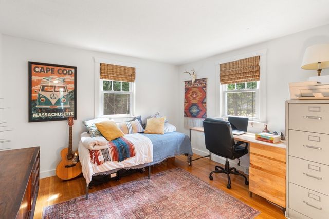 14 Lucas St, Carver, MA 02330