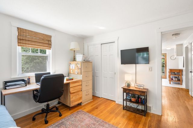 14 Lucas St, Carver, MA 02330