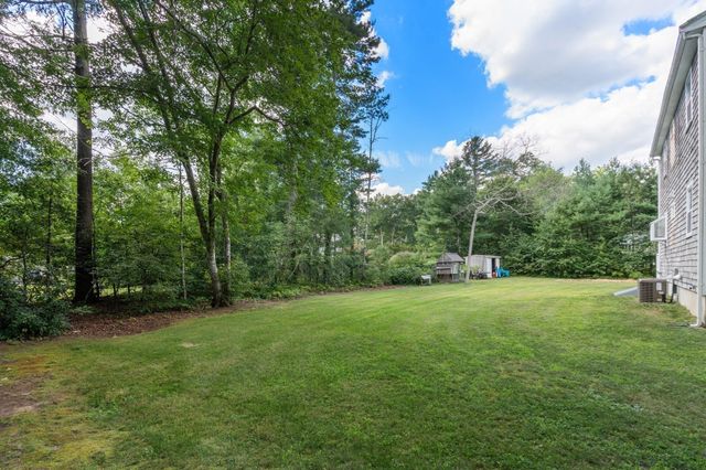 14 Lucas St, Carver, MA 02330