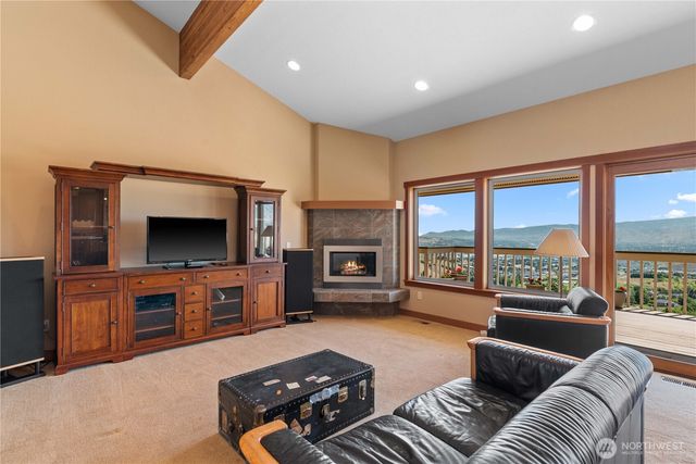 4261 April Dr, Wenatchee, WA 98801