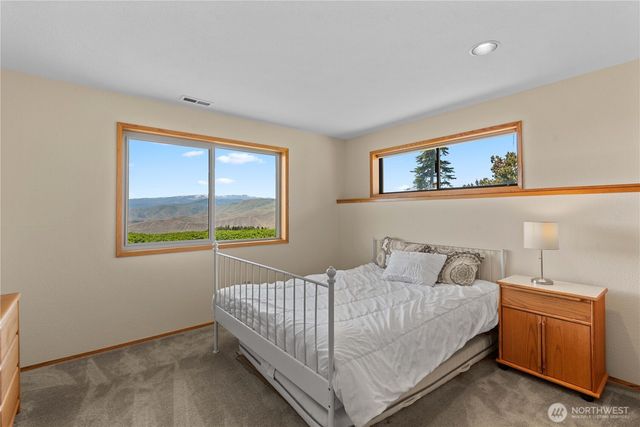 4261 April Dr, Wenatchee, WA 98801