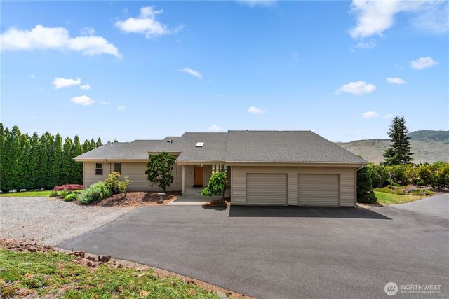 4261 April Dr, Wenatchee, WA 98801